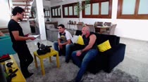 Os bastidores da cena de swing com Nina e Sara
