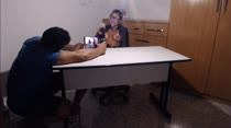 Monique Lopes se masturba enquanto lê conta erótico em vídeo pornô