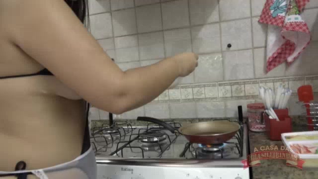 CUzinha Master: Aimi Kokoro nua na cozinha