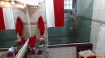 Milena Santos peladinha no banho
