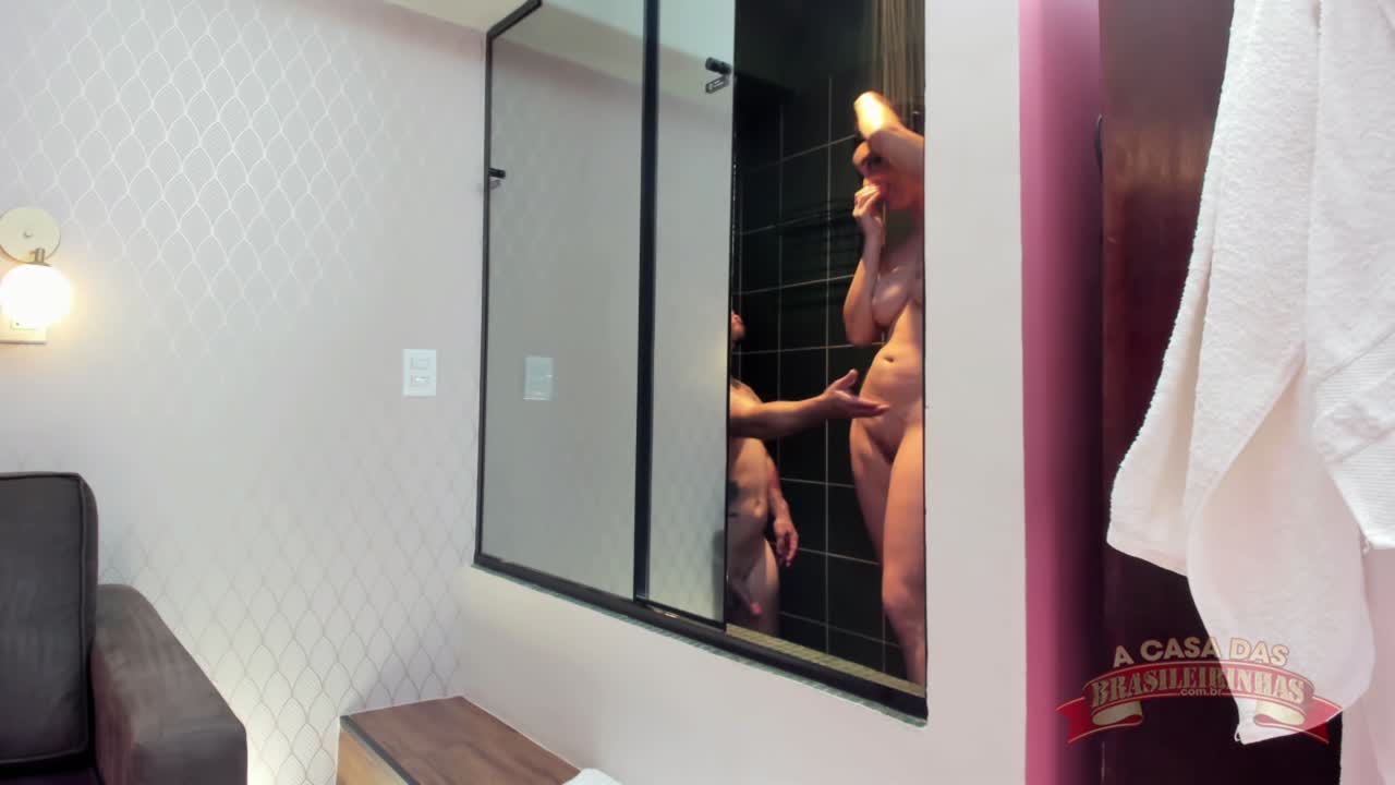 Banho E Sexo - Renatinha Pantera CAM 2