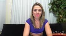 Flavia Oliveira conversa com os internautas tarados pelo chat!